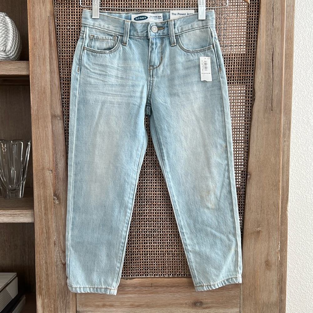 📫 BUY 2 for $20📫 NWT Old Navy light wash jeans kids size 7yrs